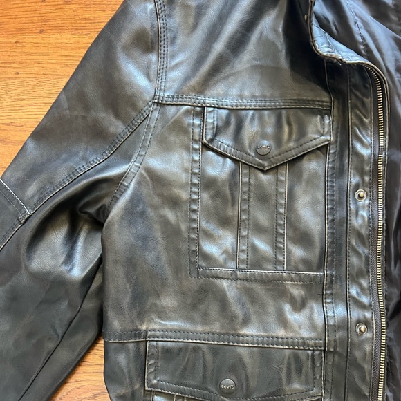 Levi’s jacket - Picture 3 of 6